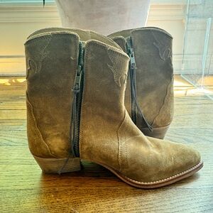 Free people suede camel western bootie 8.5